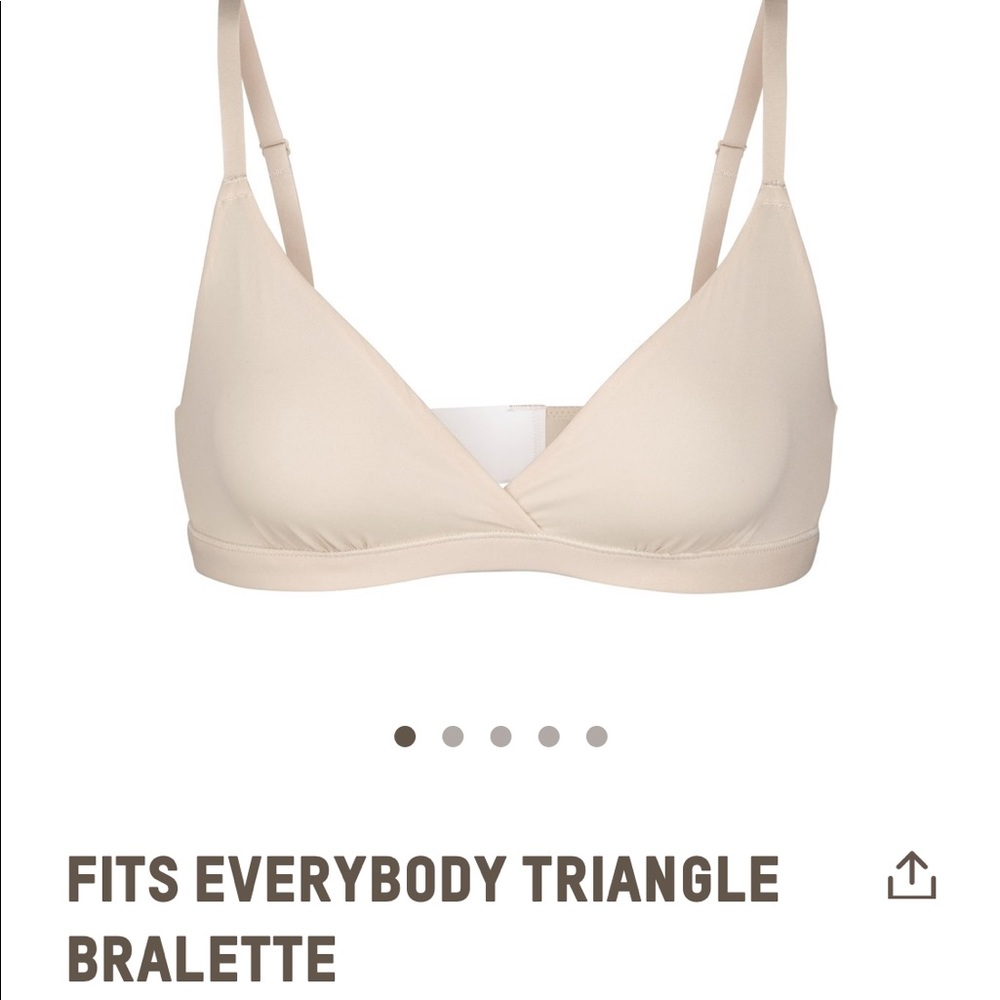 Skims fit everybody bra (Size Medium)